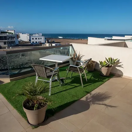 Nautilus Sea View Apartment